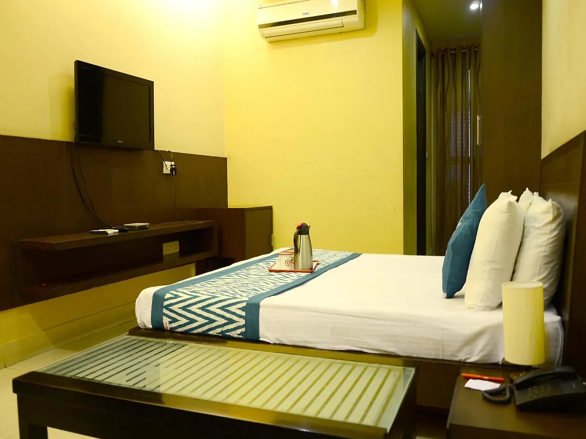 Oyo 2066 Vikaspuri Hotel Delhi